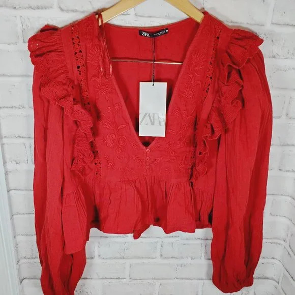 zara embroidered frilled top size medium nwt blouse with buttons - Picture 2 of 6